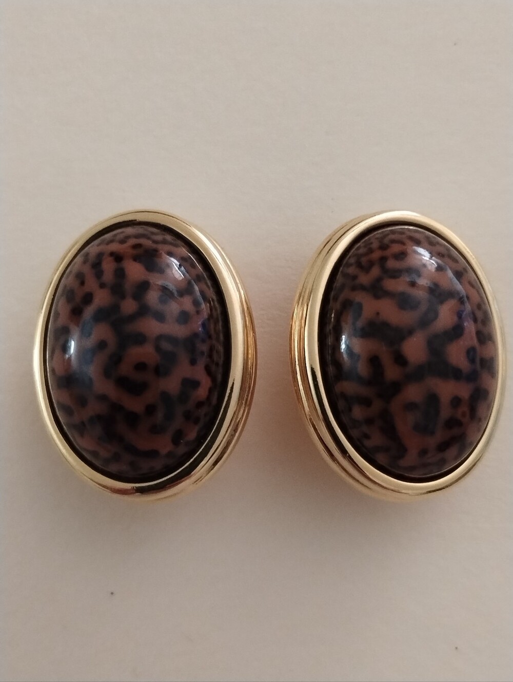 Vintage Joan Rivers Clip On Gold Tone Earrings - Brown & Black Colored Cabochon